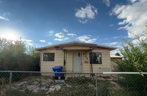 612 Colonias Ave, Las Vegas, NM, 87701-3624 | Card Image