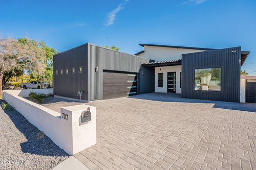 707 E Ocotillo Rd, Phoenix, AZ, 85014-1048 | Card Image