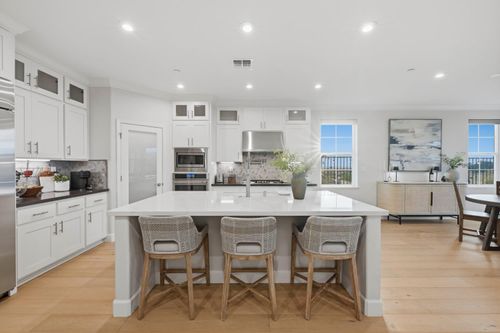 102 Chesapeake Court, Lincoln, CA, 95648 | Card Image