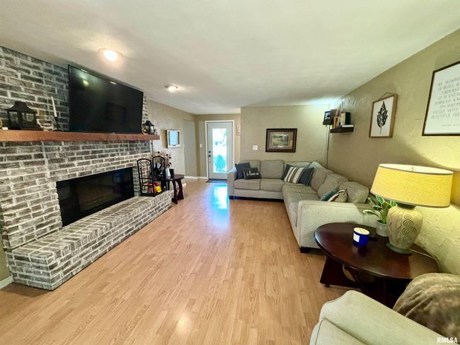8409 N Blackbridge Rd, House other with 3 bedrooms, 2 bathrooms and null parking in Edwards IL | Image 18