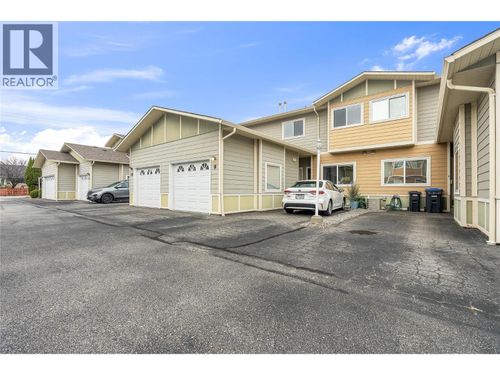 9-148 Roy Ave, Penticton, BC, V2A3M9 | Card Image