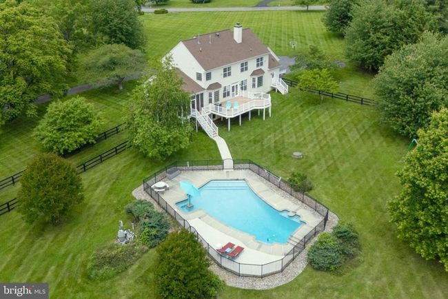 17760 Julie Ann Ct, House other with 4 bedrooms, 4 bathrooms and null parking in HAMILTON VA | Image 59