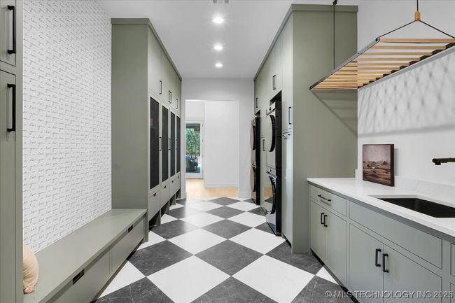 605 E Florence St, House other with 5 bedrooms, 5 bathrooms and null parking in Broken Arrow OK | Image 59