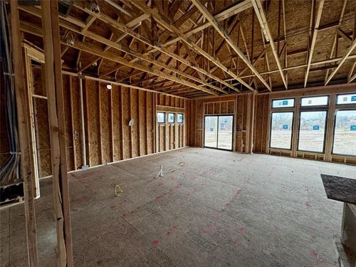 7629 Booth Ave, Kansas City, MO, 64138-1218 | Card Image