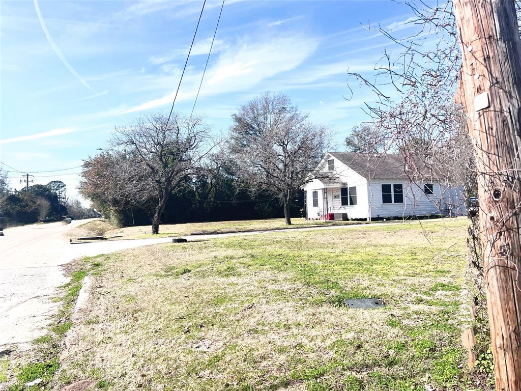 Cedar Bayou Rd, Baytown, TX 77520
