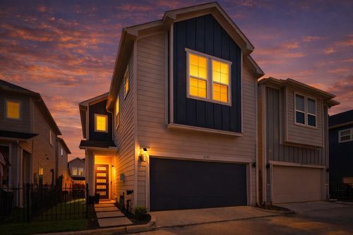 1193 W Tidwell Rd, Houston, TX, 77091-5502 | Card Image