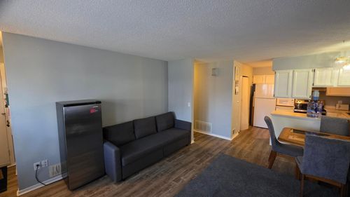 9461 Ranchview Ln N, Maple Grove, MN, 55369-4422 | Card Image