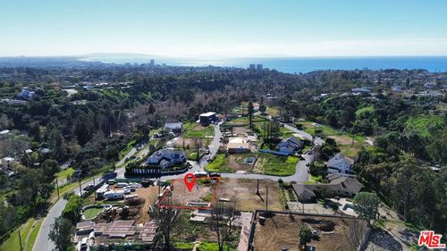 1141 Villa View Dr, Pacific Palisades, CA, 90272-3951 | Card Image