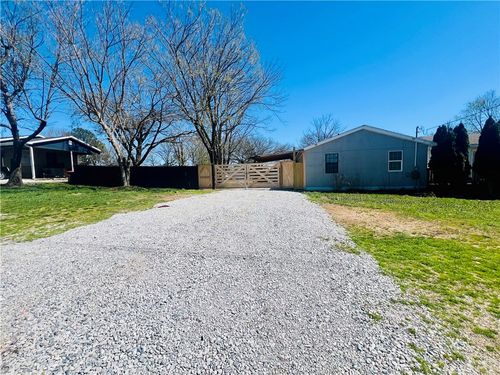 3801 Southland Dr, Springdale, AR, 72764-7296 | Card Image