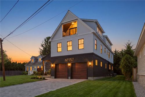 157 Ellery Ave, Middletown, RI, 02842-5859 | Card Image
