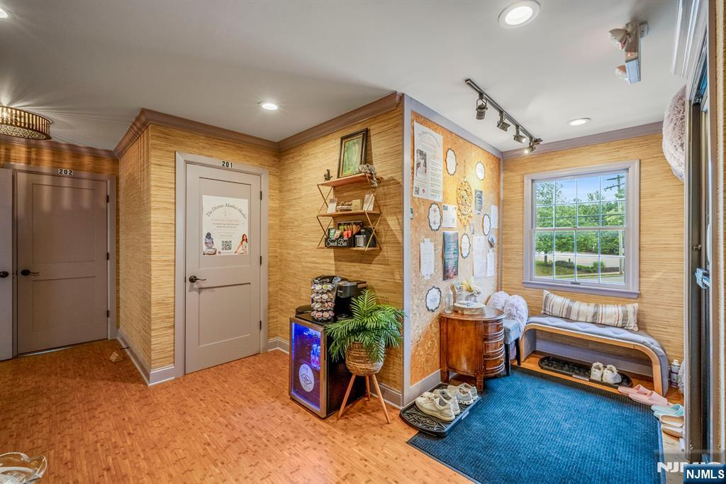 Commercial Lease in Wyckoff 5