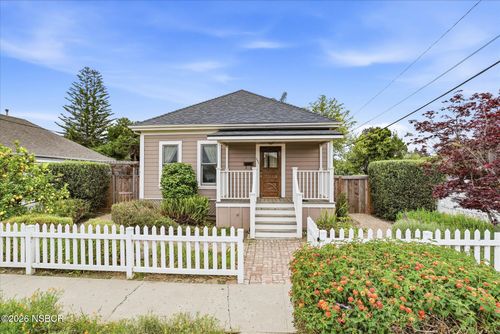 302 S Mason St, Arroyo Grande, CA, 93420 | Card Image