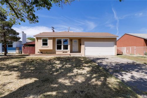 38337 17th Street E, Palmdale, CA, 93550 | Card Image