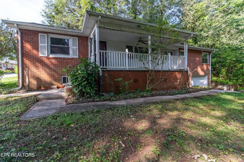 128 Orchard Ln, Oak Ridge, TN, 37830-3803 | Card Image