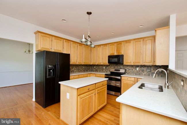 17528 October Glory Loop, House other with 4 bedrooms, 5 bathrooms and null parking in DUMFRIES VA | Image 12