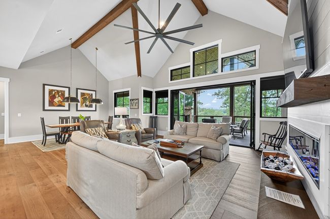 658 Old Toccoa Loop, Home with 4 bedrooms, 5 bathrooms and null parking in Mineral Bluff GA | Image 12