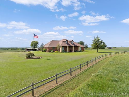 10738 Cemetery Rd, Marietta, OK, 73448 | Card Image