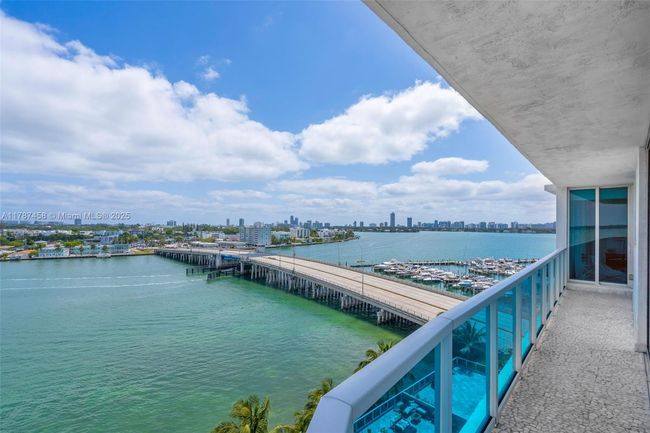 APT-1002 - 1881 79 Th Street Cswy, Condo with 2 bedrooms, 3 bathrooms and null parking in North Bay Village FL | Image 15