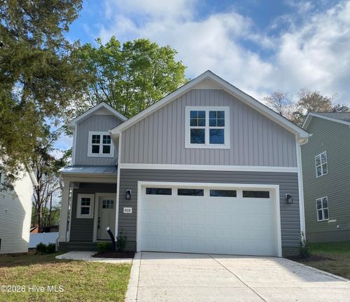 408 Summit St, Aberdeen, NC, 28315-2420 | Card Image