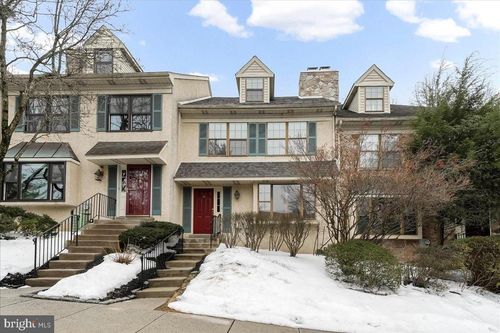 11 Algonquin Ct, CHESTERBROOK, PA, 19087-5548 | Card Image