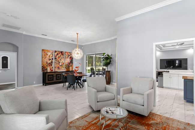 17807 Arbor Greene Dr, House other with 5 bedrooms, 3 bathrooms and null parking in TAMPA FL | Image 9