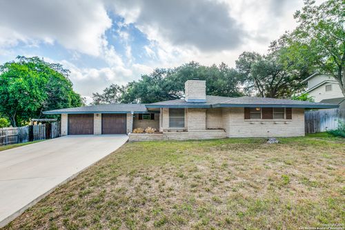 7426 Robin Rest Dr, San Antonio, TX, 78209-3134 | Card Image