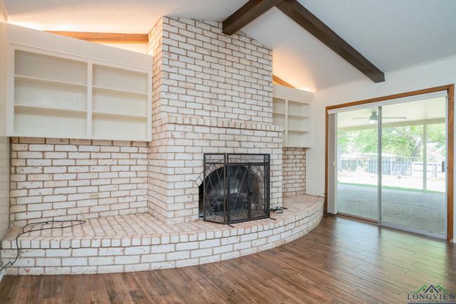 107 Tulip St, House other with 3 bedrooms, 3 bathrooms and null parking in White Oak TX | Image 20