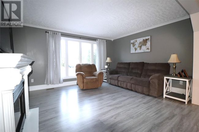 9 Oak Cres, House other with 3 bedrooms, 1 bathrooms and null parking in Cormack NL | Image 15