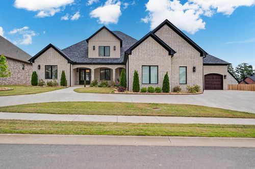 1630 Dolphin Drive, Conway, AR, 72034-9401 | Card Image