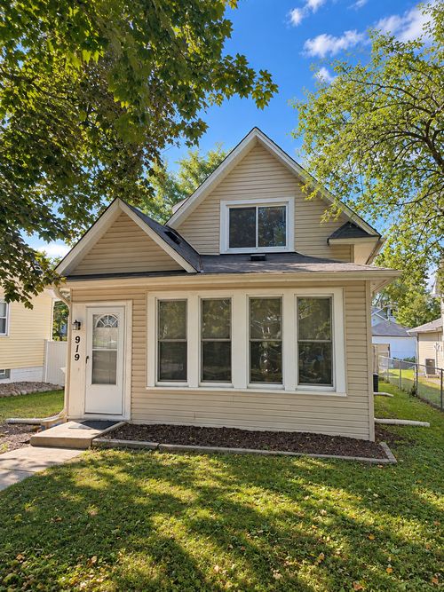 919 26th Ave Se, Minneapolis, MN, 55414-2671 | Card Image