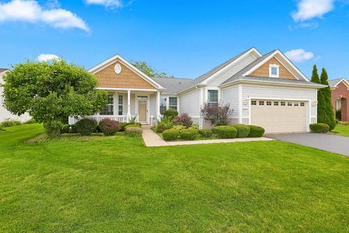 12352 Cold Springs Dr, Huntley, IL, 60142-7493 | Card Image