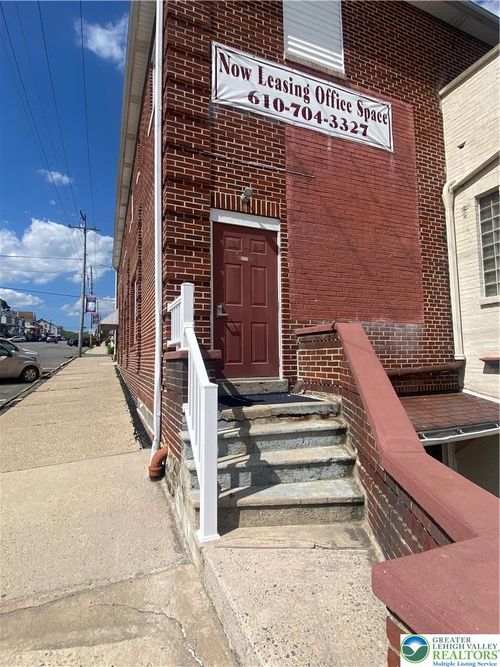 146 North St, Lehighton Borough, PA, 18235-1546 | Card Image