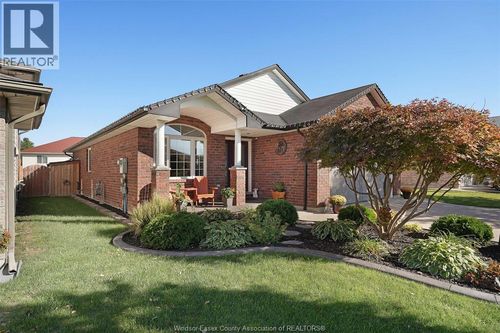 4530 Sassafras Ave, Windsor, ON, N9G3C9 | Card Image