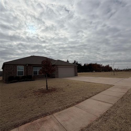 2044 W Autumn Way, Mustang, OK, 73064-6444 | Card Image
