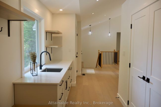 24 Collins Crt, House other with 4 bedrooms, 3 bathrooms and 3 parking in Utterson ON | Image 13