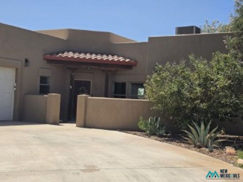 2101 Quail Hollow Run, Carlsbad, NM, 88220 | Card Image