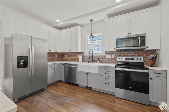 Kitchen | Image 11