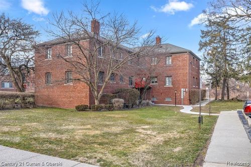 apt-15-1425 S Telegraph Rd, Dearborn, MI, 48124-1819 | Card Image