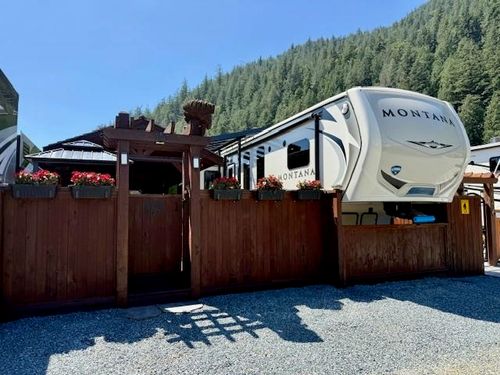 161-640 Hot Springs Rd, Harrison Hot Springs, BC, V0M1A3 | Card Image