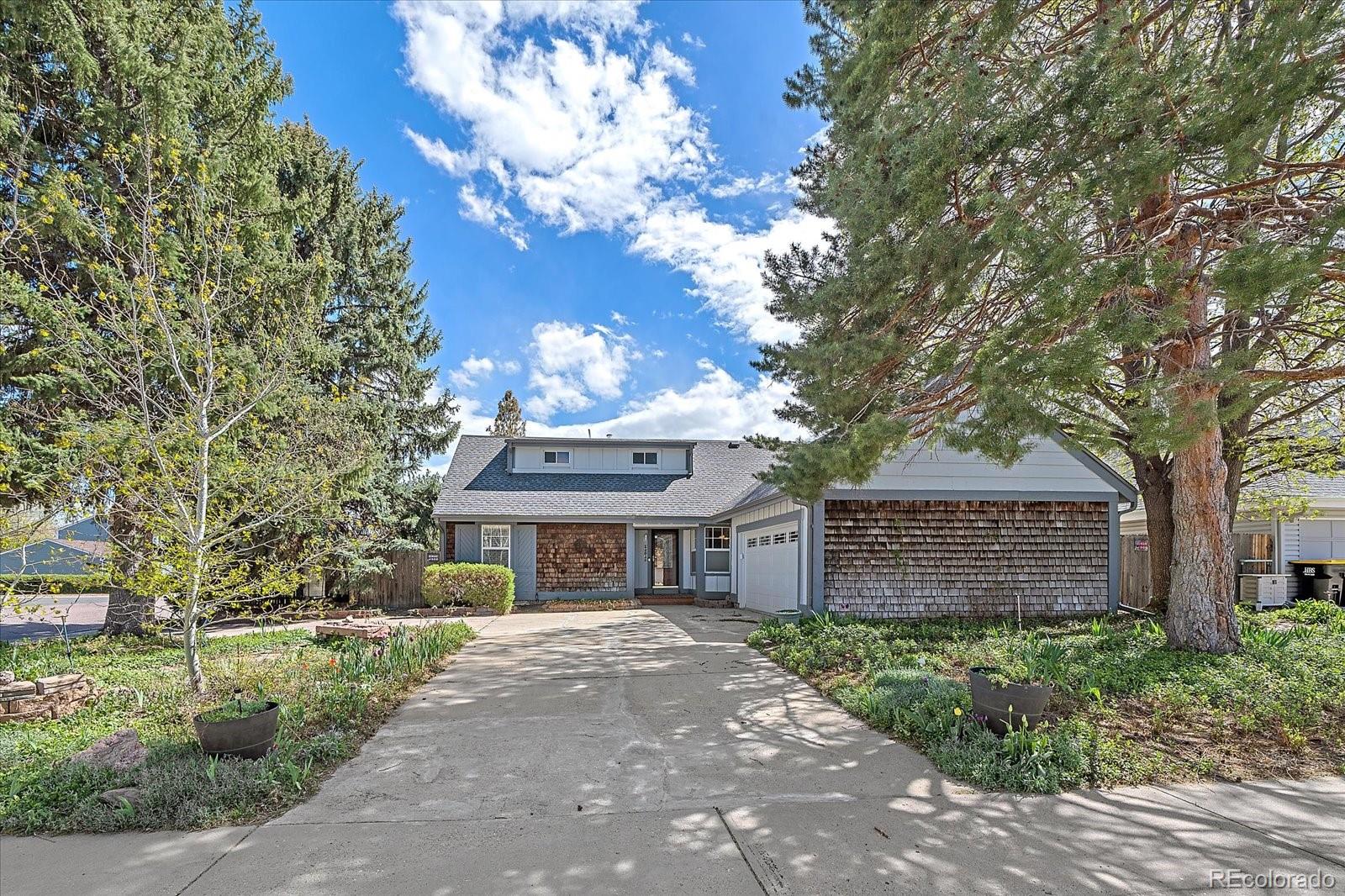 12020 W Rice Place, For Sale in Morrison Zoocasa