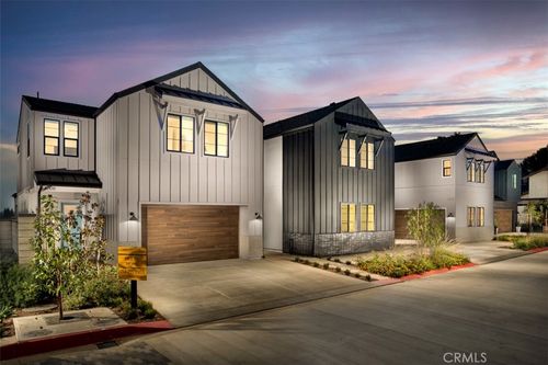 18021 Roch Ct, Fountain Valley, CA, 92708-5548 | Card Image