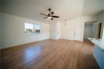 1105 San Carlos Street, House other with 3 bedrooms, 2 bathrooms and null parking in Porterville CA | Image 3