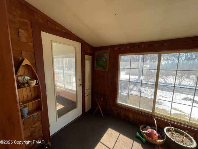 Sunroom | Image 17