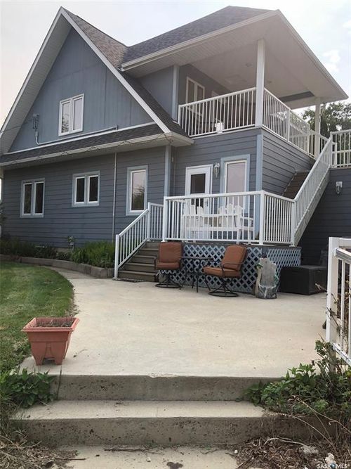 1001 Main St, Sturgis, SK, S0A | Card Image