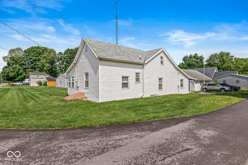 9290 Vine St, Manilla, IN, 46150 | Card Image