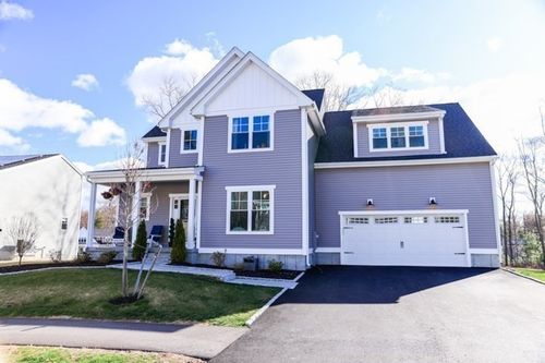 31 Lilac Ave, Bellingham, MA, 02019-2248 | Card Image