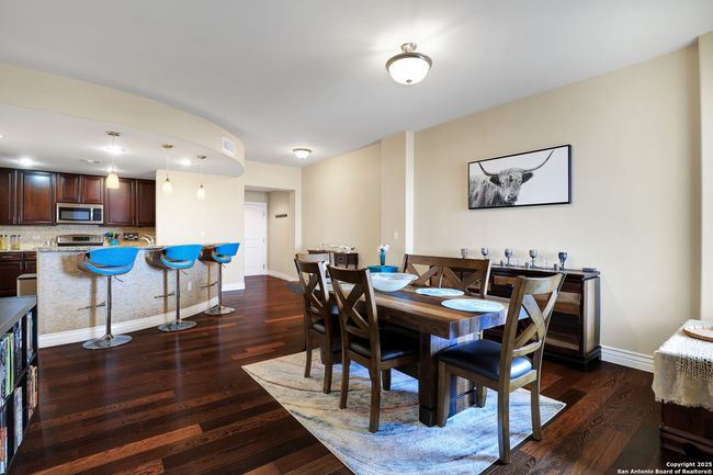 APT-703 - 215 Center St, Condo with 2 bedrooms, 3 bathrooms and null parking in San Antonio TX | Image 8