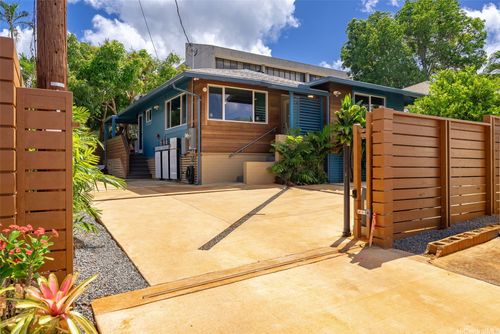 a-3622 A Maunalei Avenue, Honolulu, HI, 96816 | Card Image
