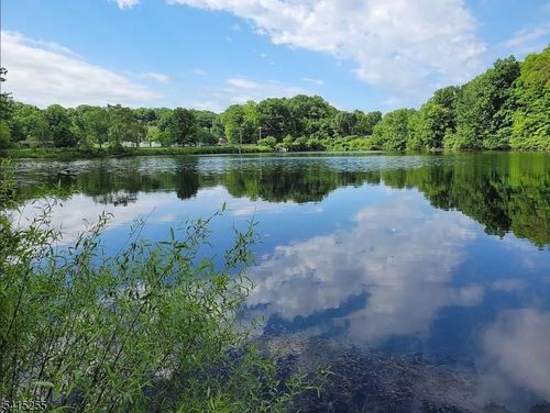 59 Woodland Dr, Vernon, NJ, 07462-3510 | Card Image