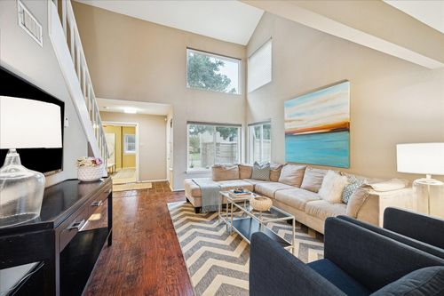 81-11522 Village Place Dr, Houston, TX, 77077-6739 | Card Image